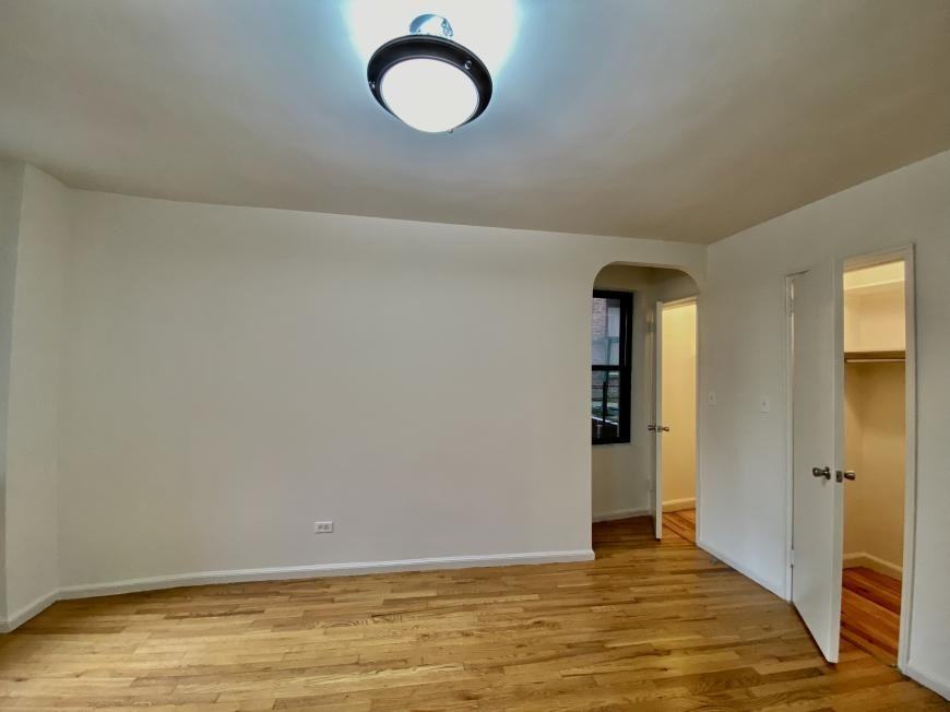 700 Fort Washington Ave - Photo 5 of 10