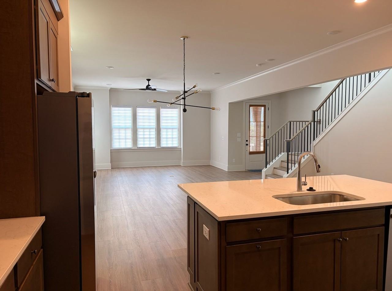 4208 Longmire Loop - Photo 3 of 46