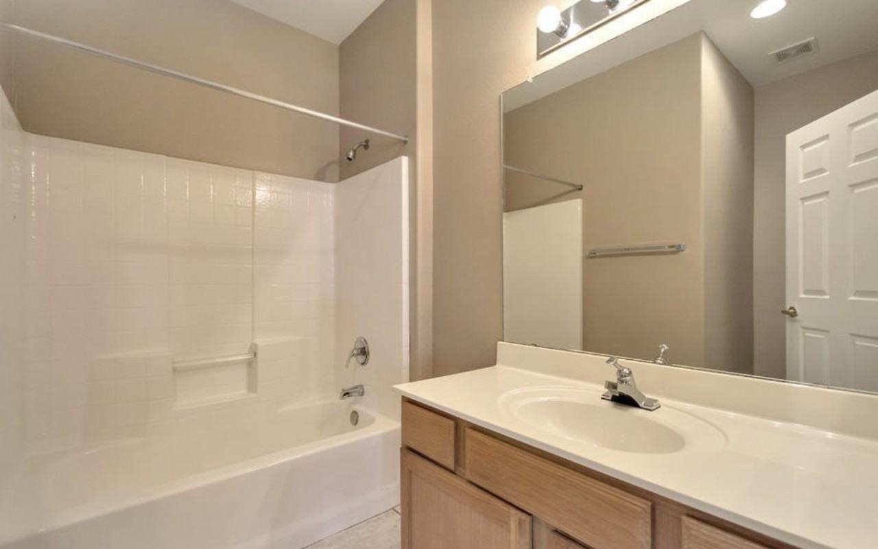 6770 N 47th Ave #2005 - Photo 5 of 20