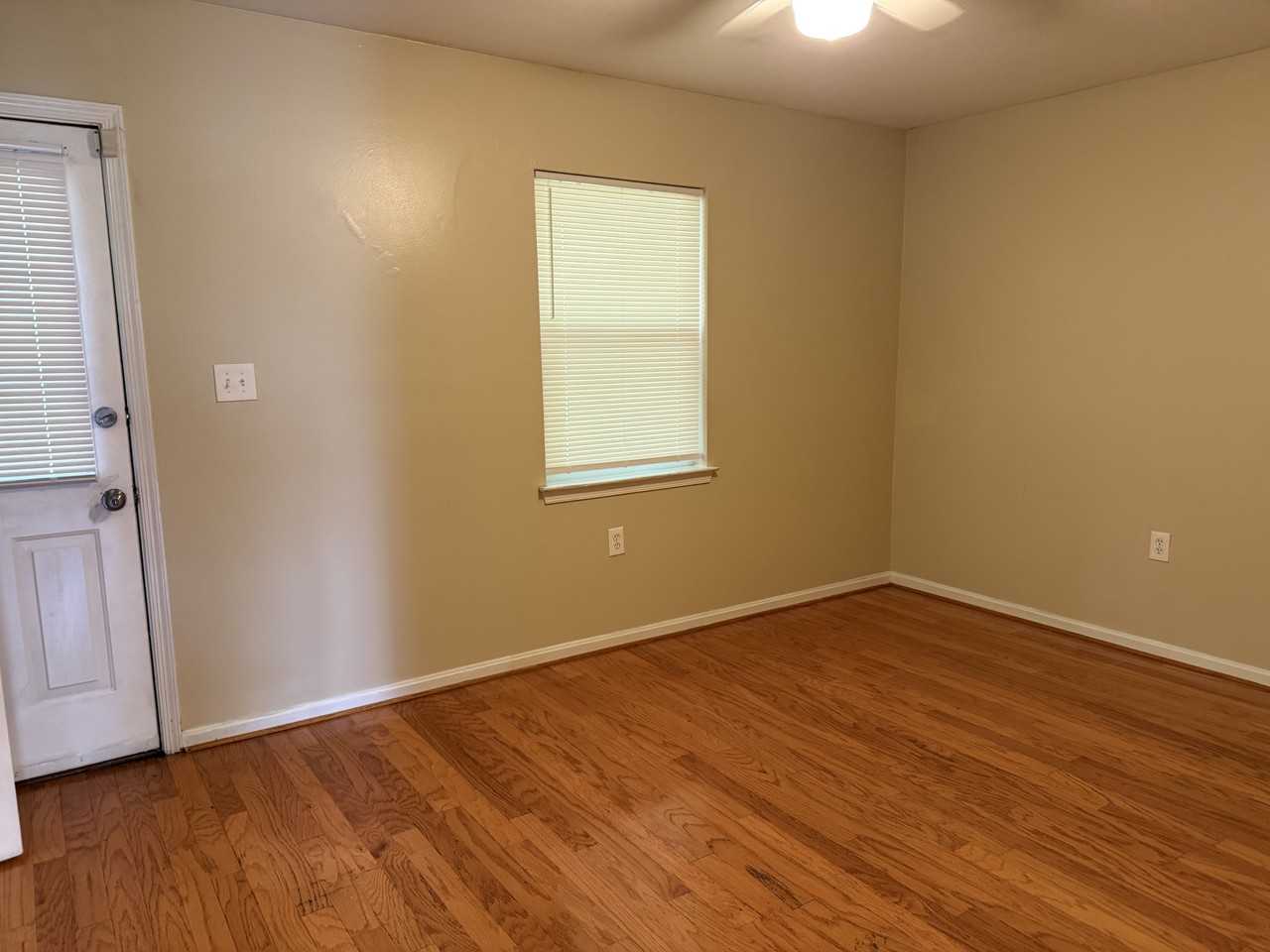 1323 Hampshire Dr #1 - Photo 2 of 32