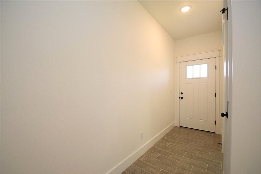 2071 Bluestem Dr - Photo 2 of 23