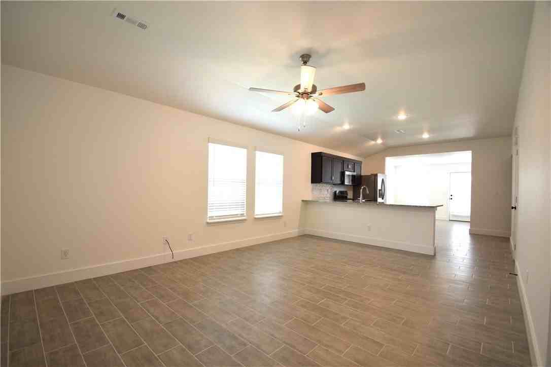 2071 Bluestem Dr - Photo 3 of 23
