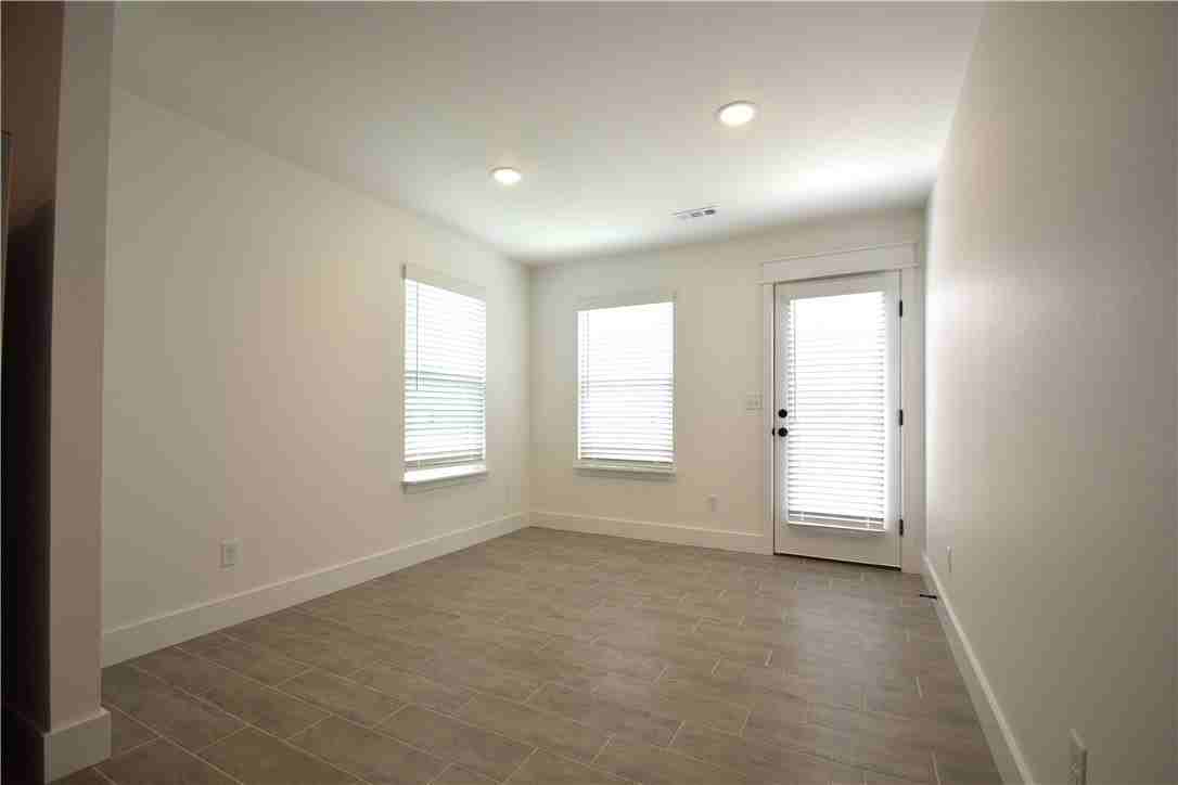 2071 Bluestem Dr - Photo 6 of 23
