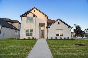 featured image of 431 Hedge Dr