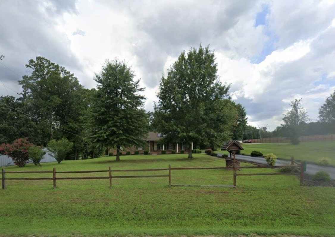881 Little Creek Rd #1 - Photo 2 of 34