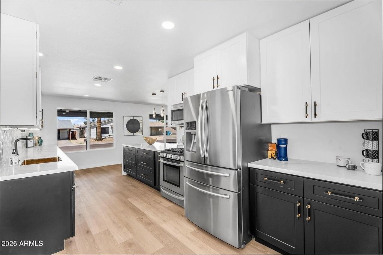14635 N 37th Pl - Photo 7 of 21