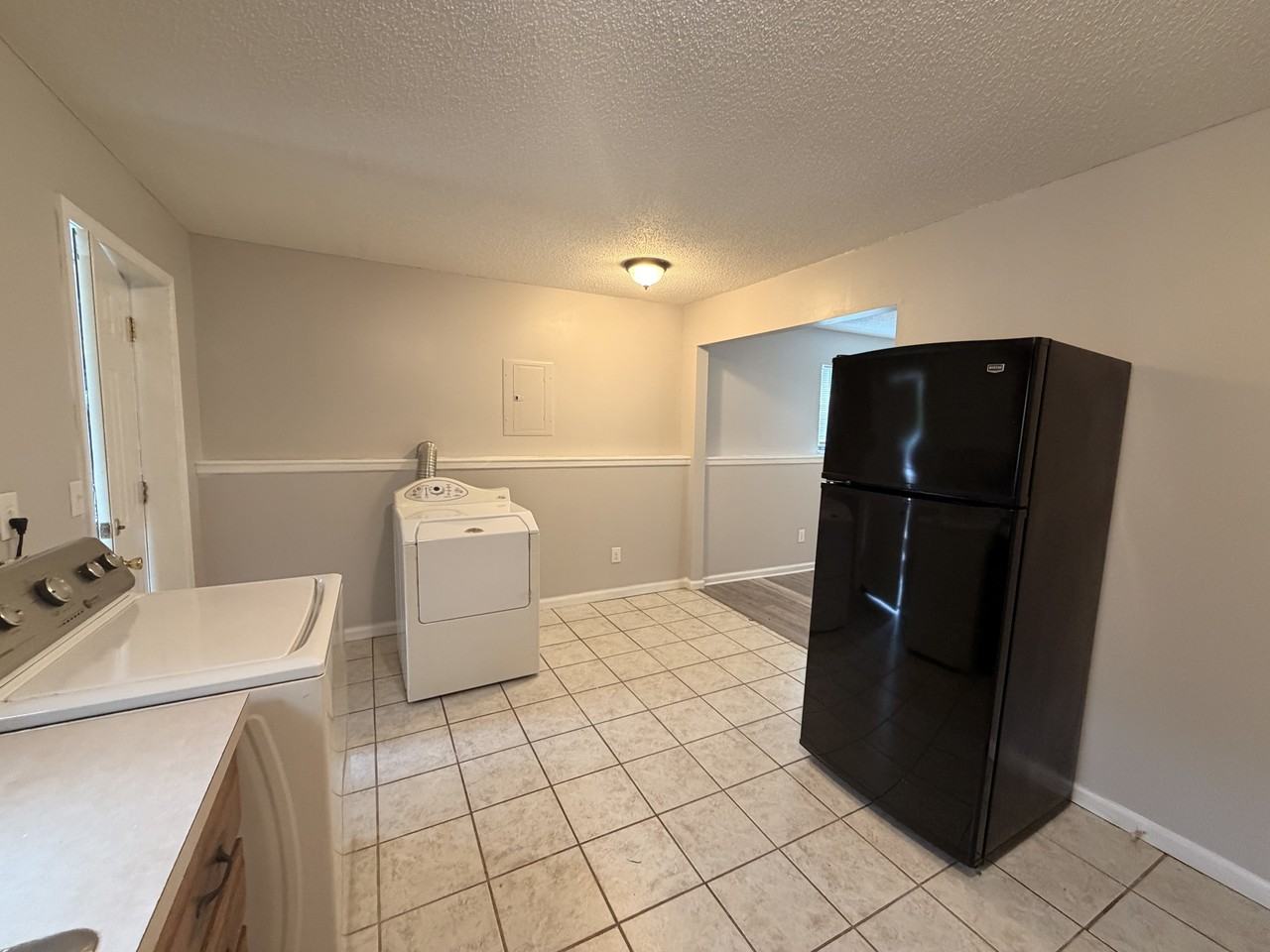 505 Sycamore St #505 - Photo 5 of 10