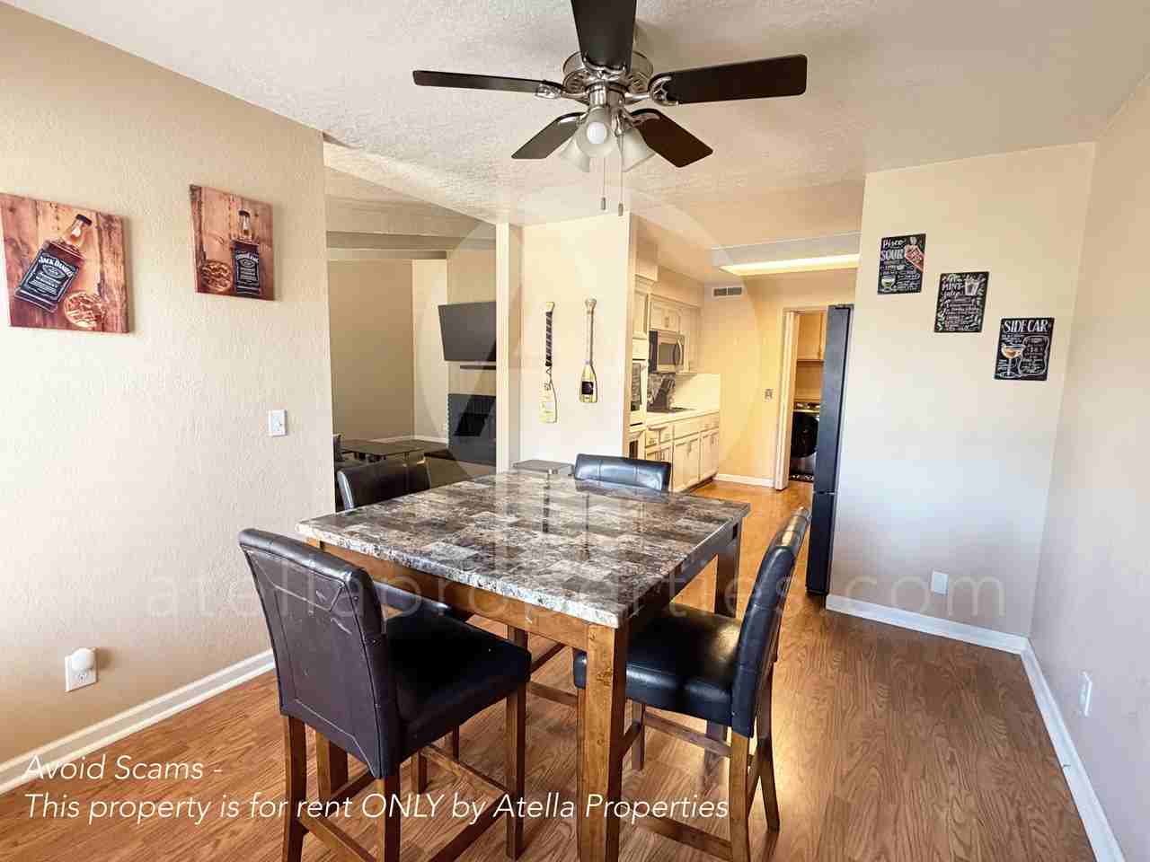 919 Greenfield Ave #1 - Photo 6 of 19