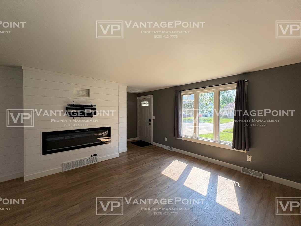 2234 Crary St #2234 - Photo 3 of 25