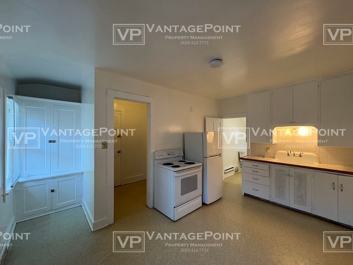 1218A S 16th St Uppr - Photo 2 of 10