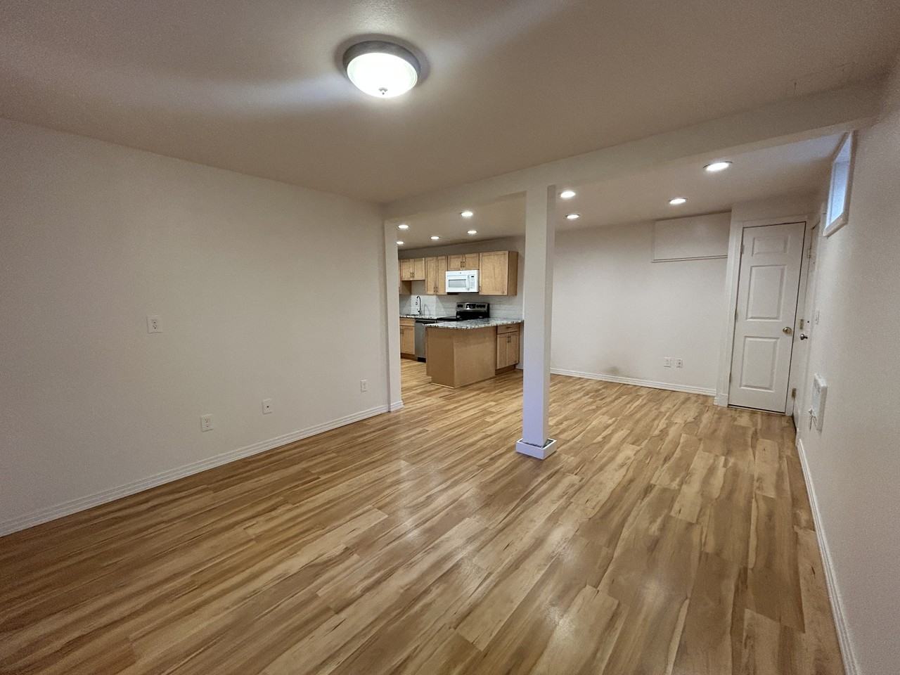 4408 Se 36th Pl #1 - Photo 5 of 17