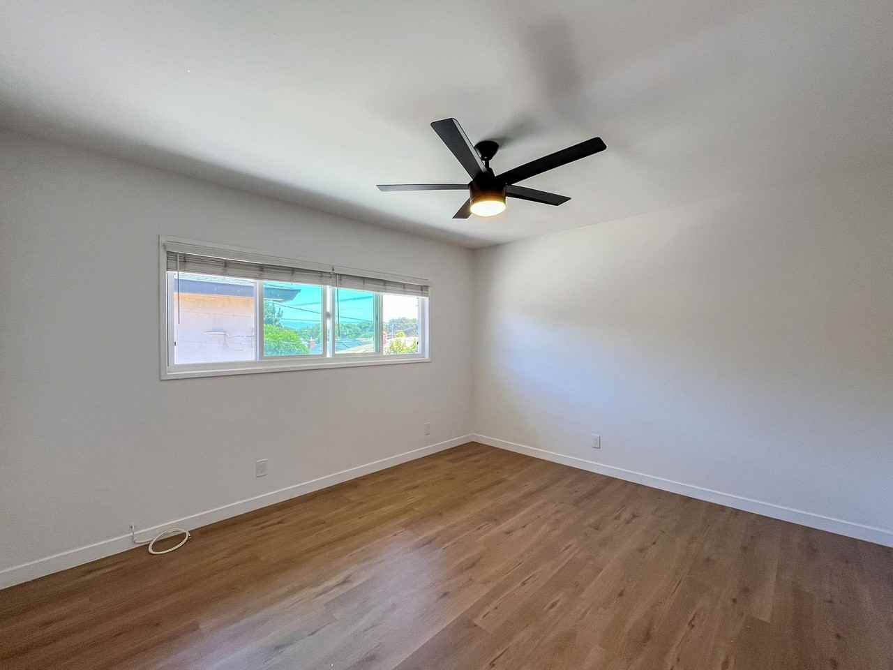 3814 S Bronson Ave - Photo 7 of 7