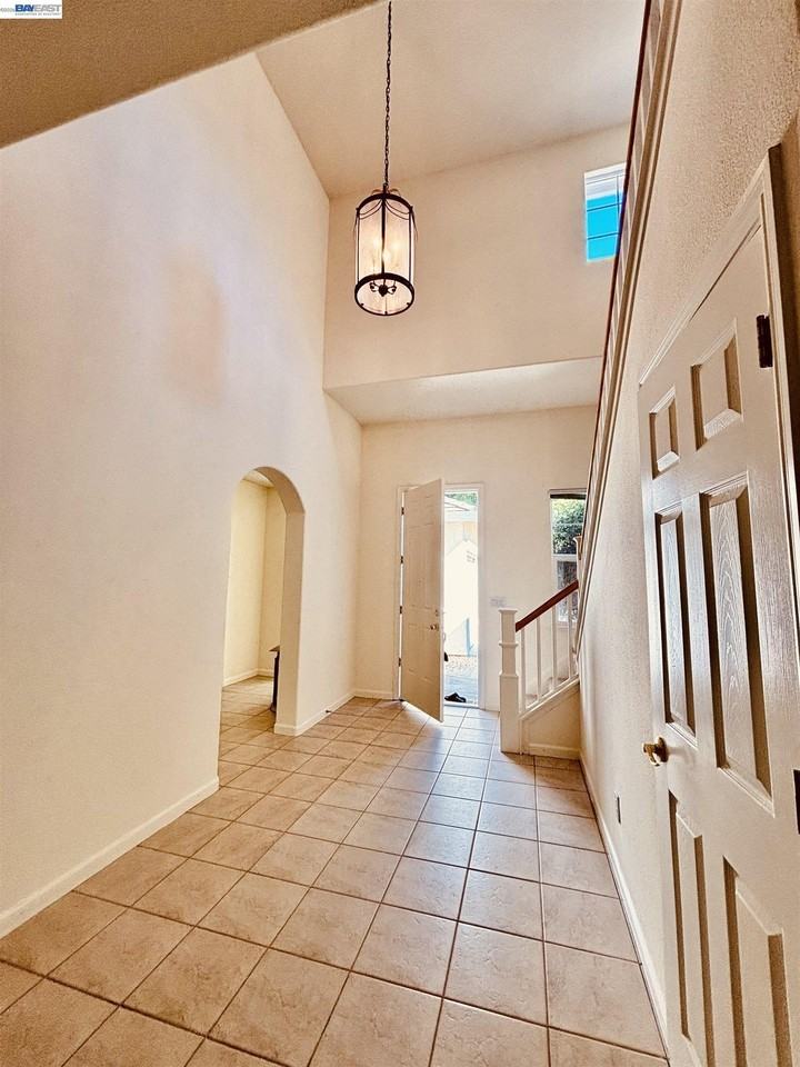 2126 Shenandoah Dr - Photo 5 of 23