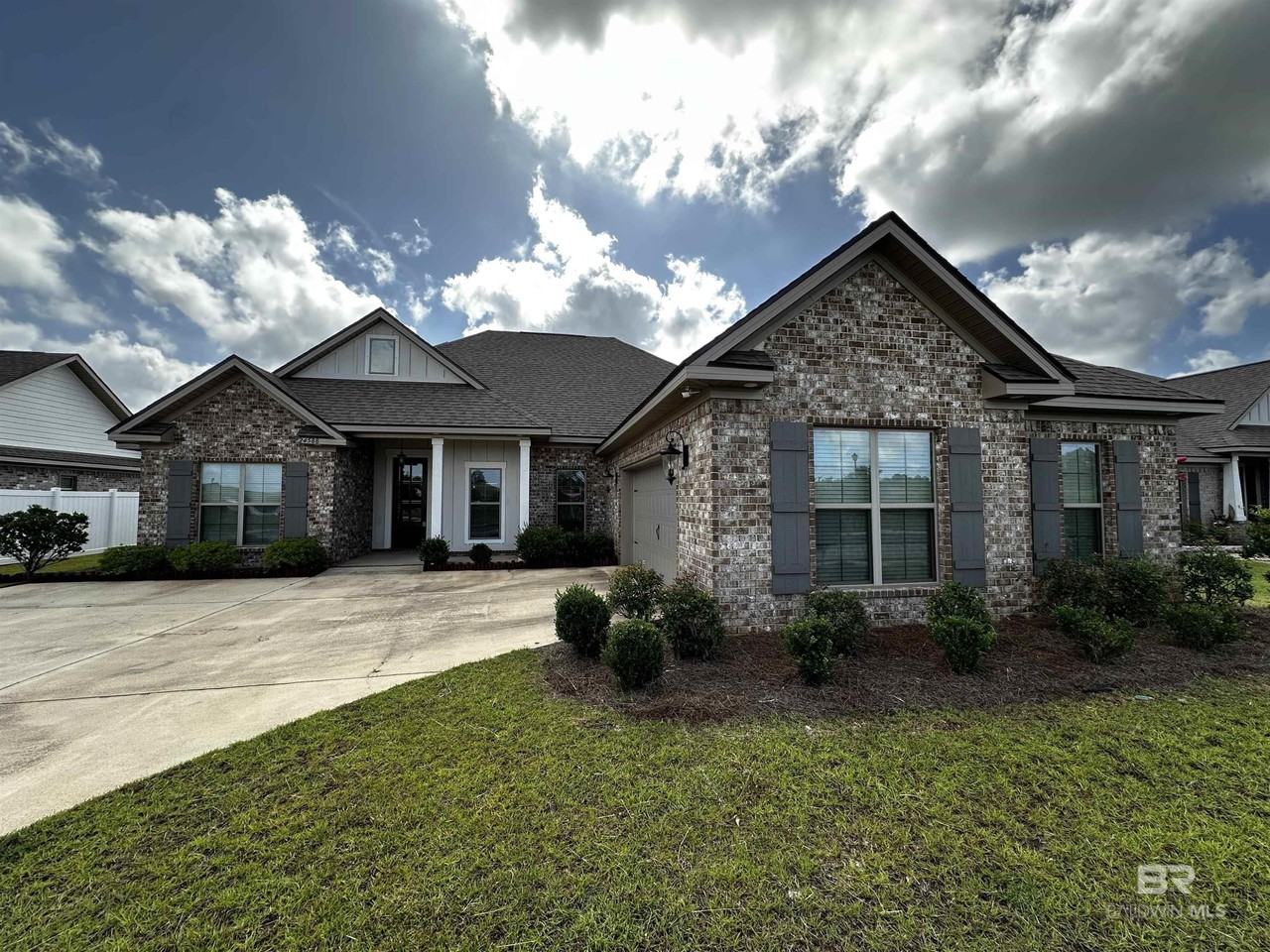 24588 Thunder Gulch Ln