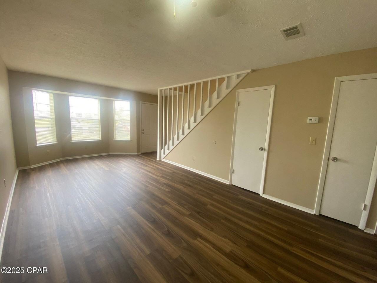 289 Sukoshi Dr #B - Photo 2 of 10