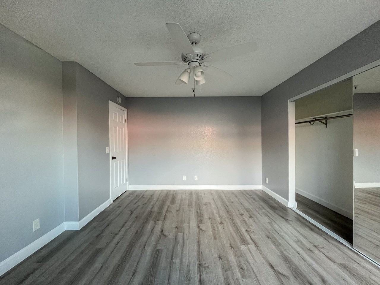 12521 Grevillea Avenue - Photo 3 of 6