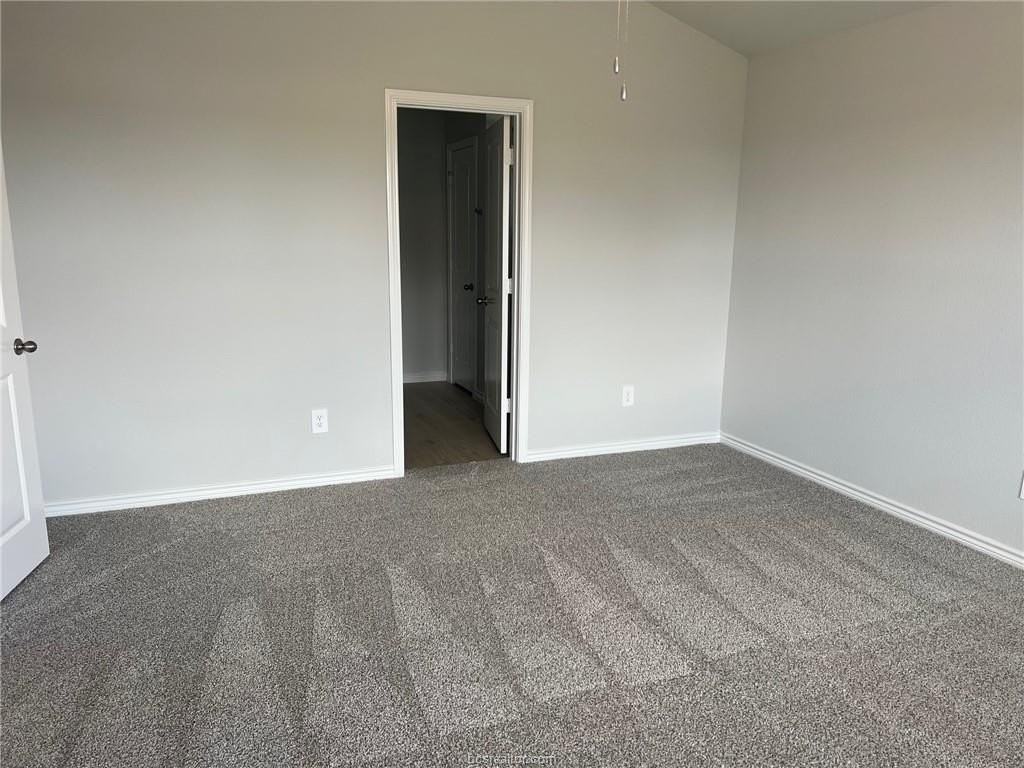 1135 Canton Dr - Photo 6 of 12