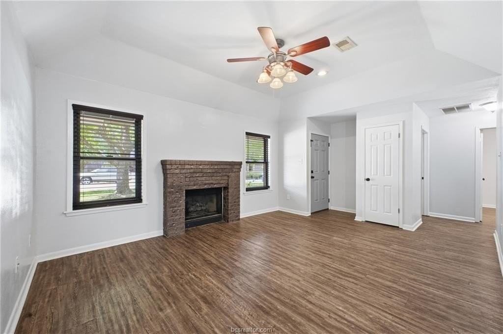 3303 Wildrye Dr - Photo 5 of 27