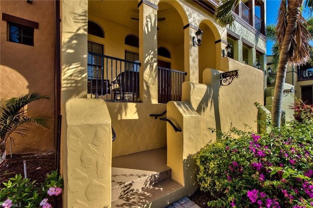 9102 Capistrano St S #7209 - Photo 4 of 38
