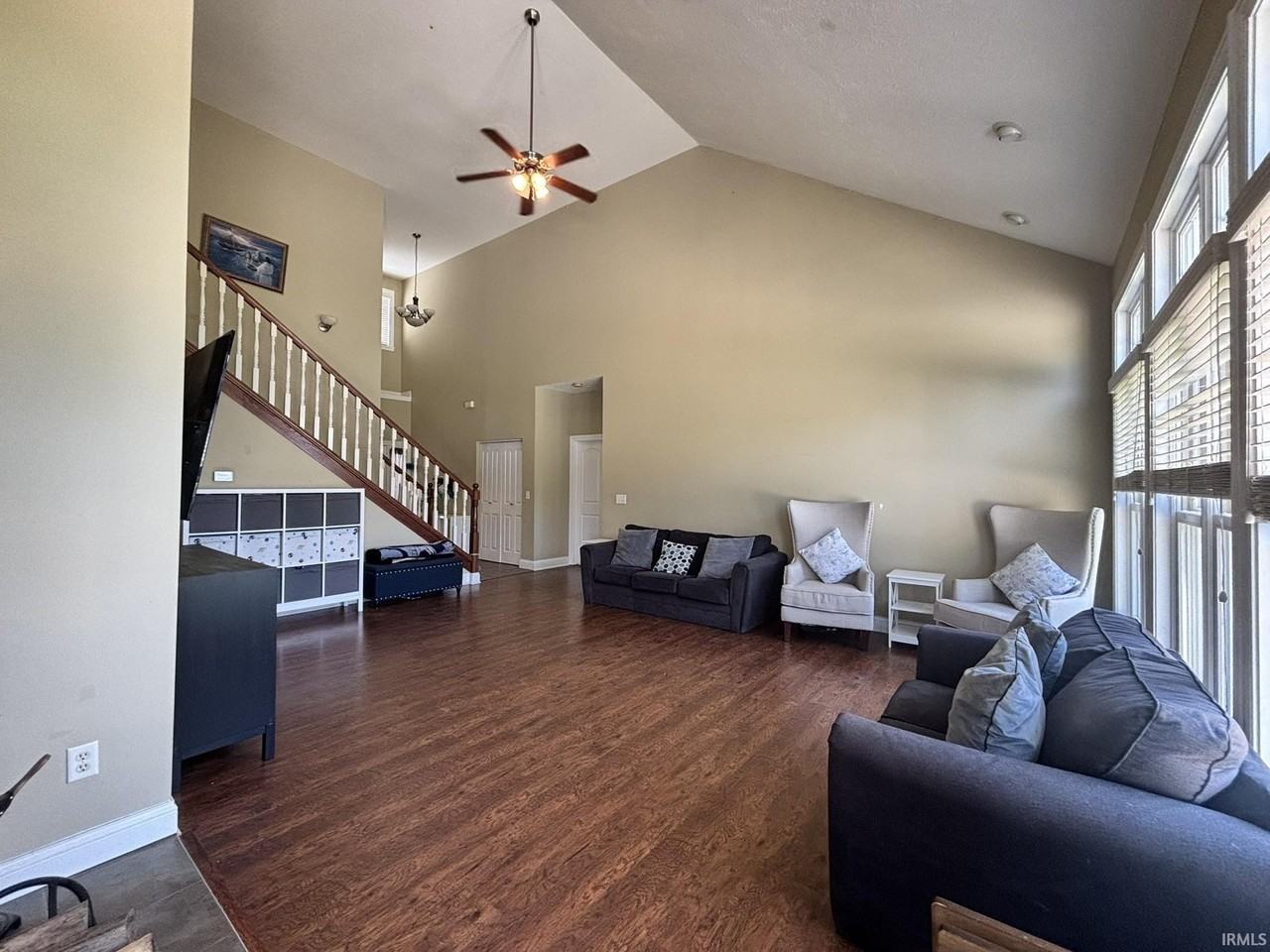 4504 W Michael Ln - Photo 3 of 35