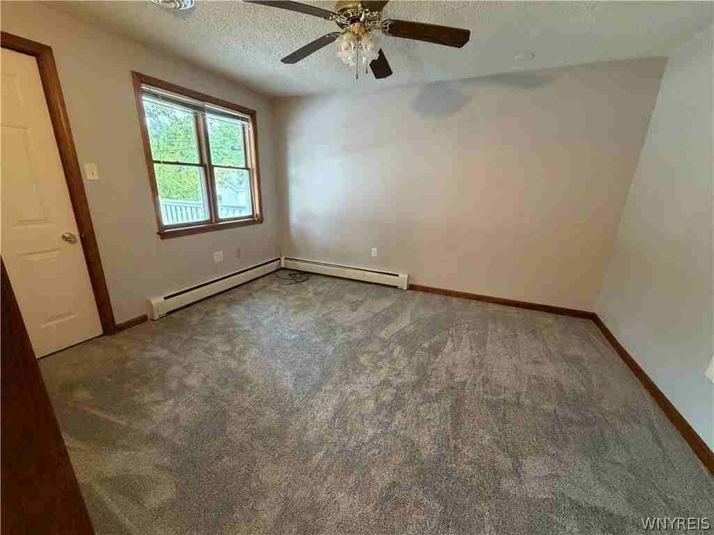 825 Payne Ave - Photo 7 of 14