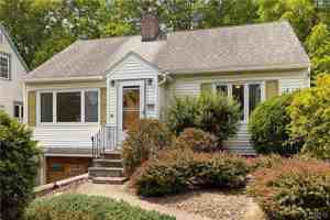 featured image of 444 Buckingham Ave
