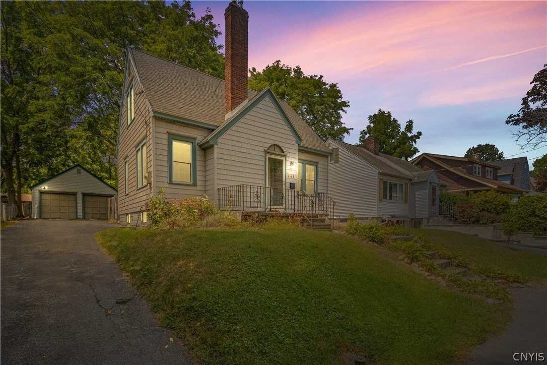448 Buckingham Ave - Photo 2 of 35