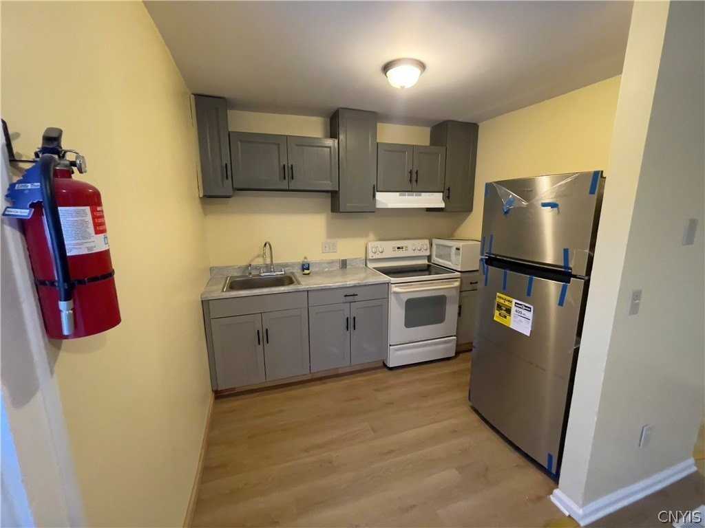 318 Kellogg St - Photo 5 of 22