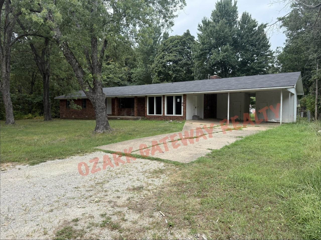 84 White Oak Cir - Photo 2 of 22