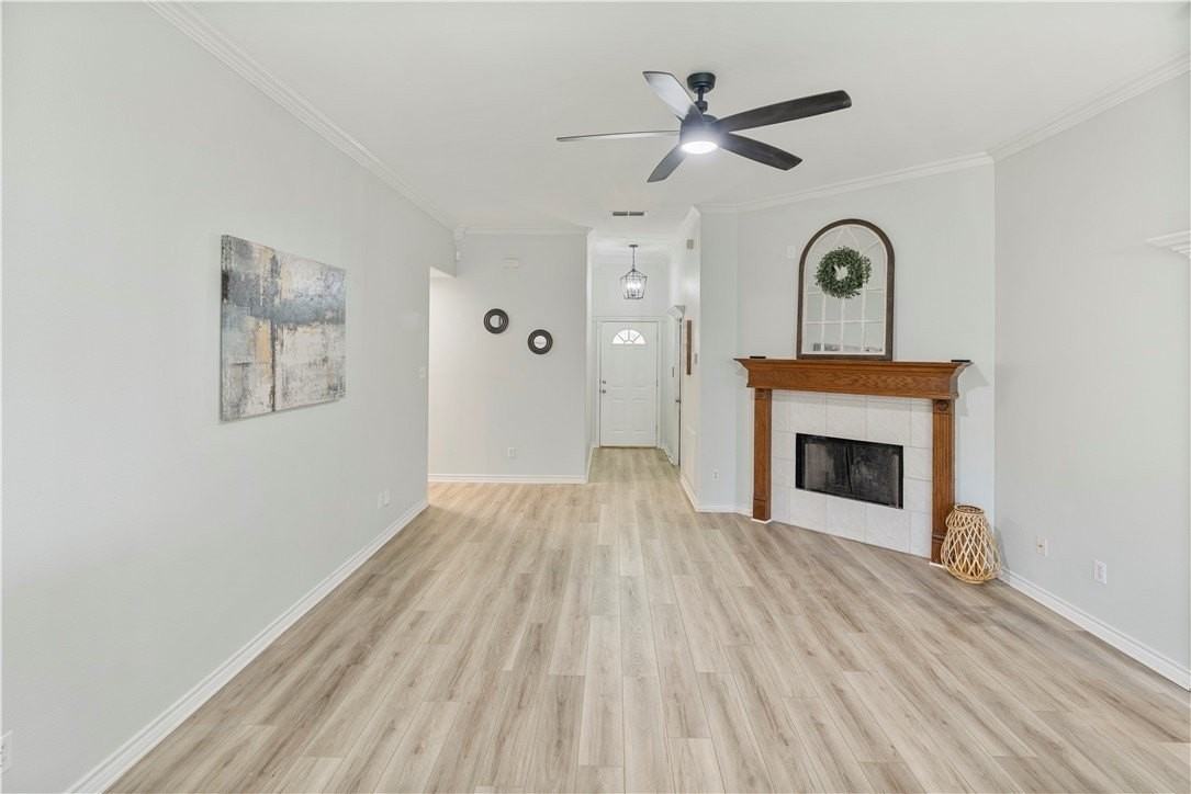 7925 Rock Crest Dr - Photo 7 of 23