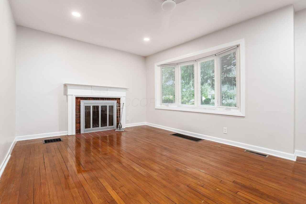 884 S Chesterfield Rd - Photo 7 of 38