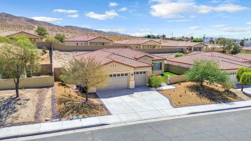 11778 Pomelo Dr - Photo 3 of 50