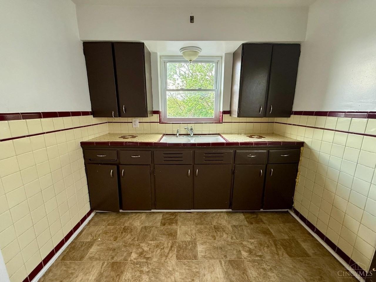 5510 Newfield Ave #2 - Photo 6 of 11