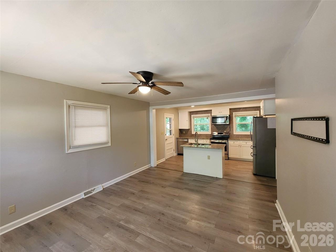 502 S Emerson St - Photo 2 of 17