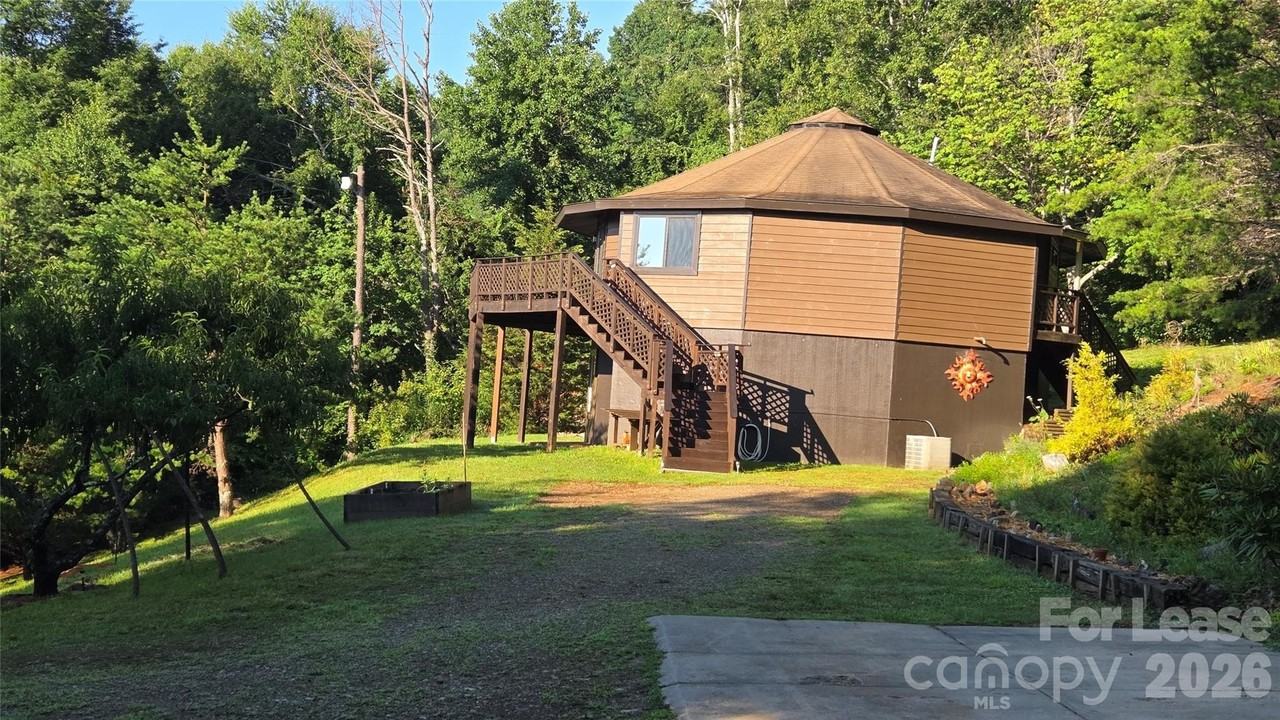 281 Bearwallow Trl
