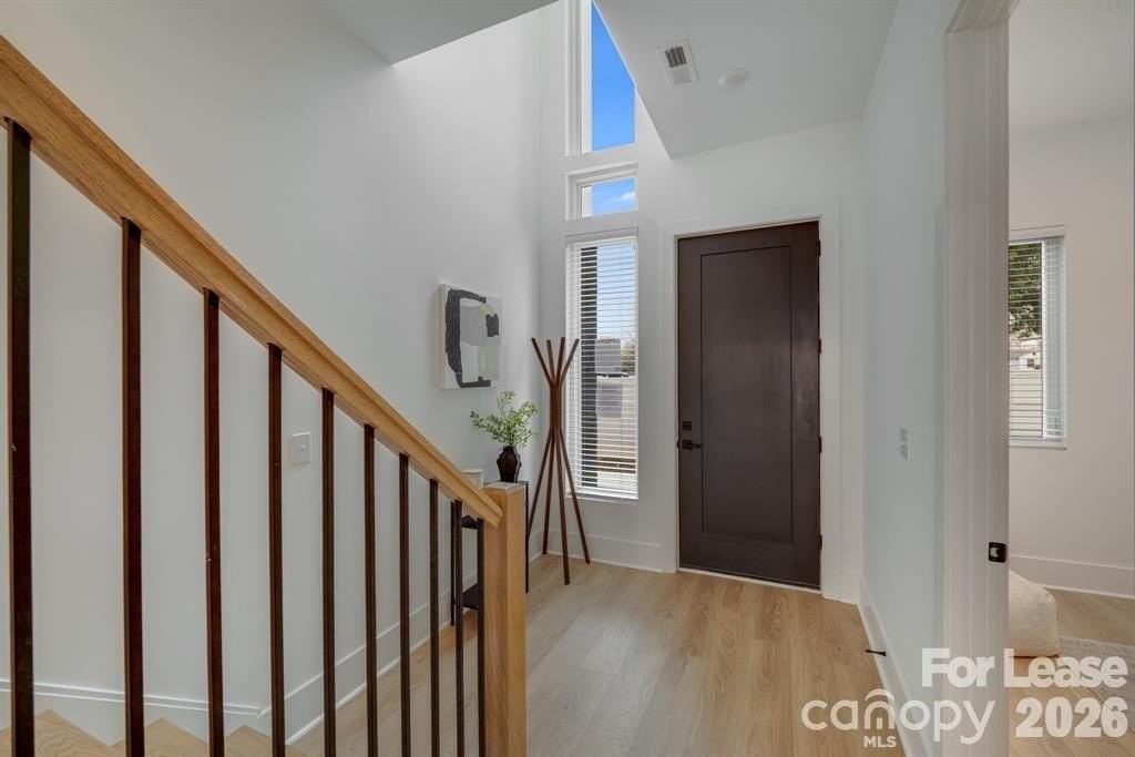 1213 E 36th St - Photo 7 of 37