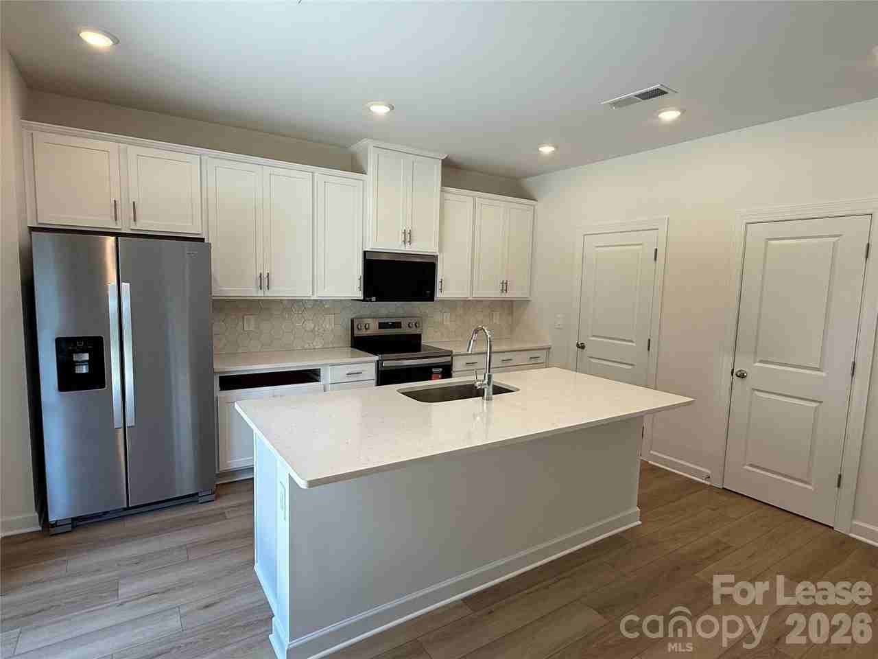 436 Luna Ln - Photo 4 of 21