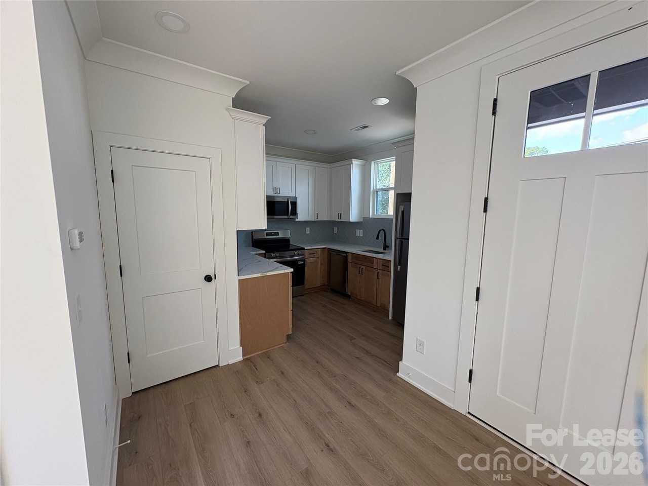 2903 Clyde Dr - Photo 6 of 22