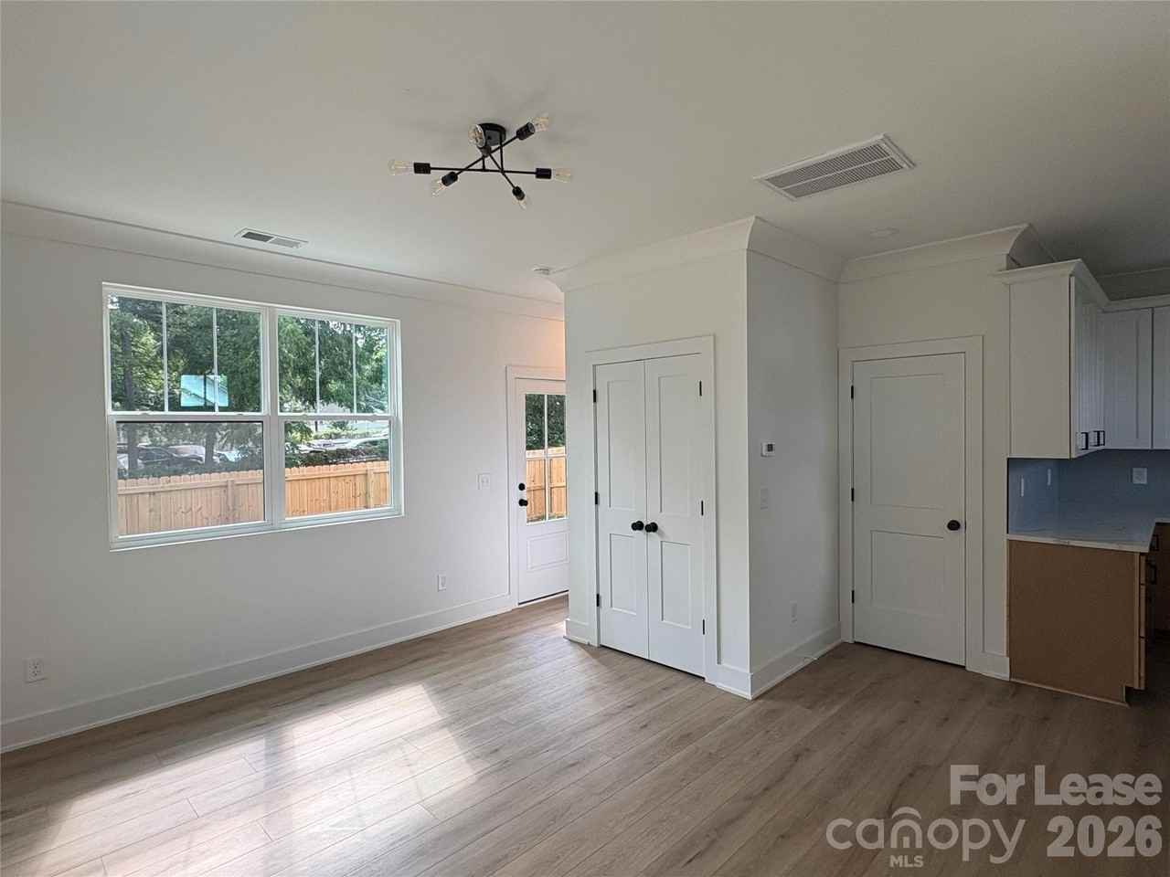 2905 Clyde Dr - Photo 6 of 21