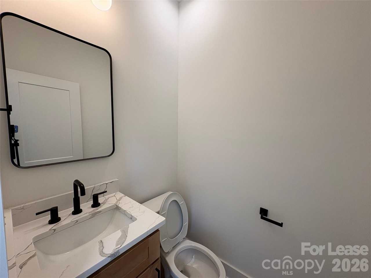 2905 Clyde Dr - Photo 7 of 21