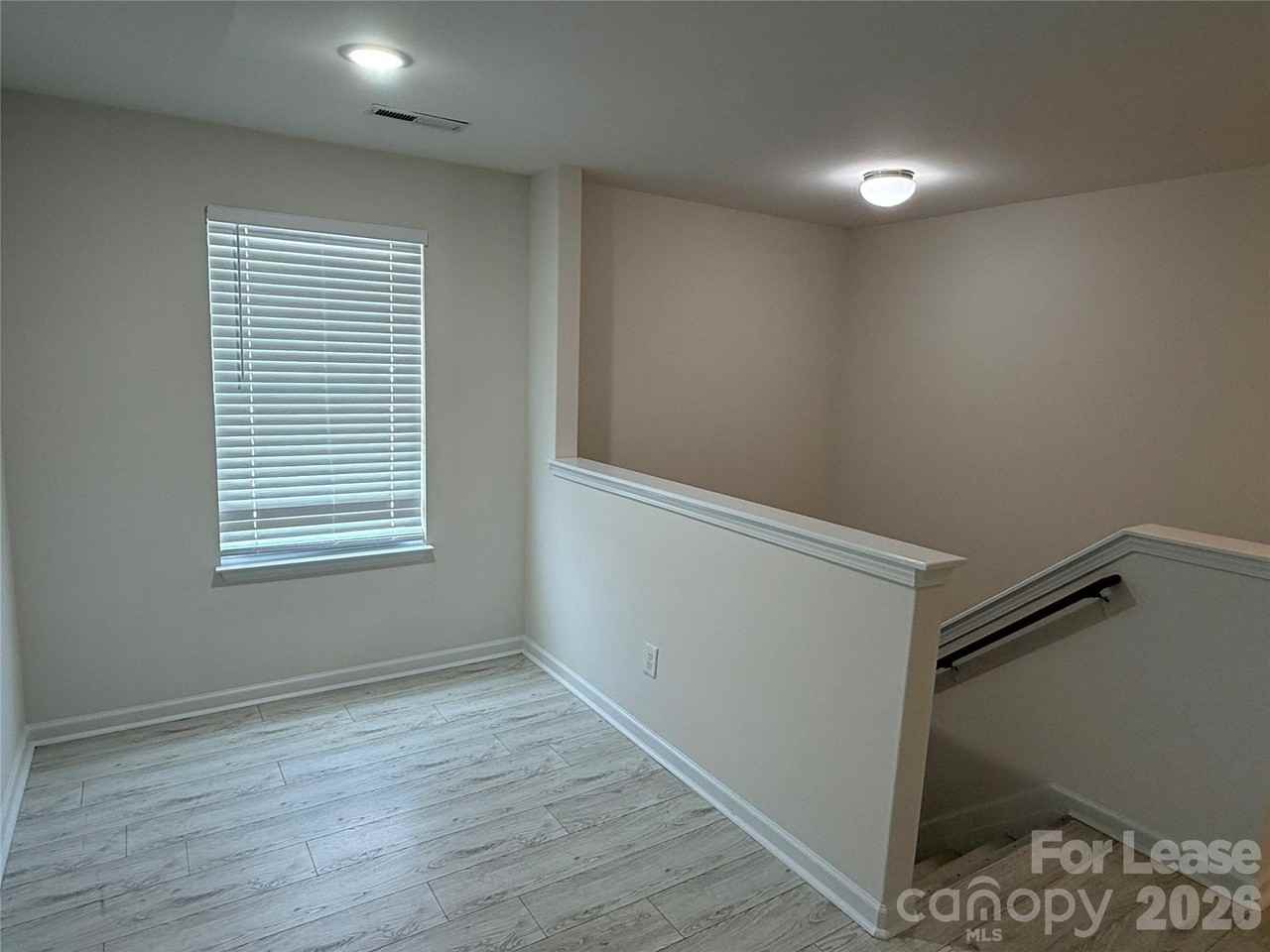 4820 Lynn Lee Cir - Photo 6 of 20