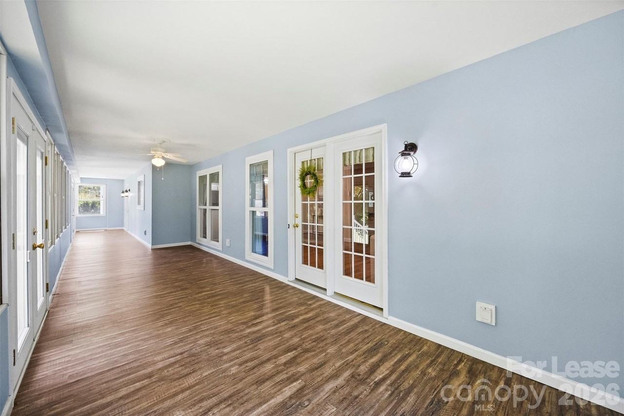 5639 White Store Rd - Photo 4 of 48