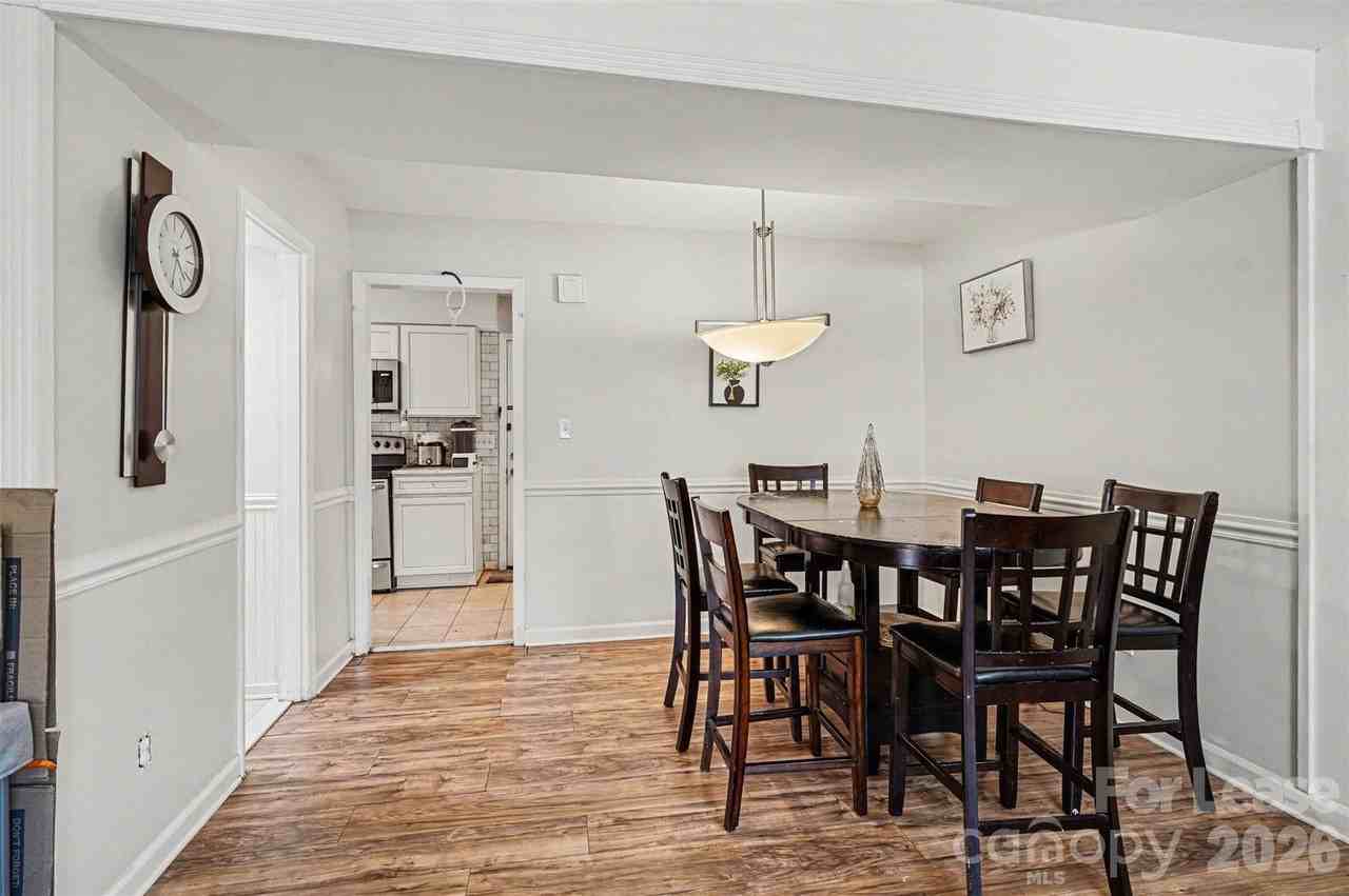 1236 Archdale Dr #F - Photo 5 of 18