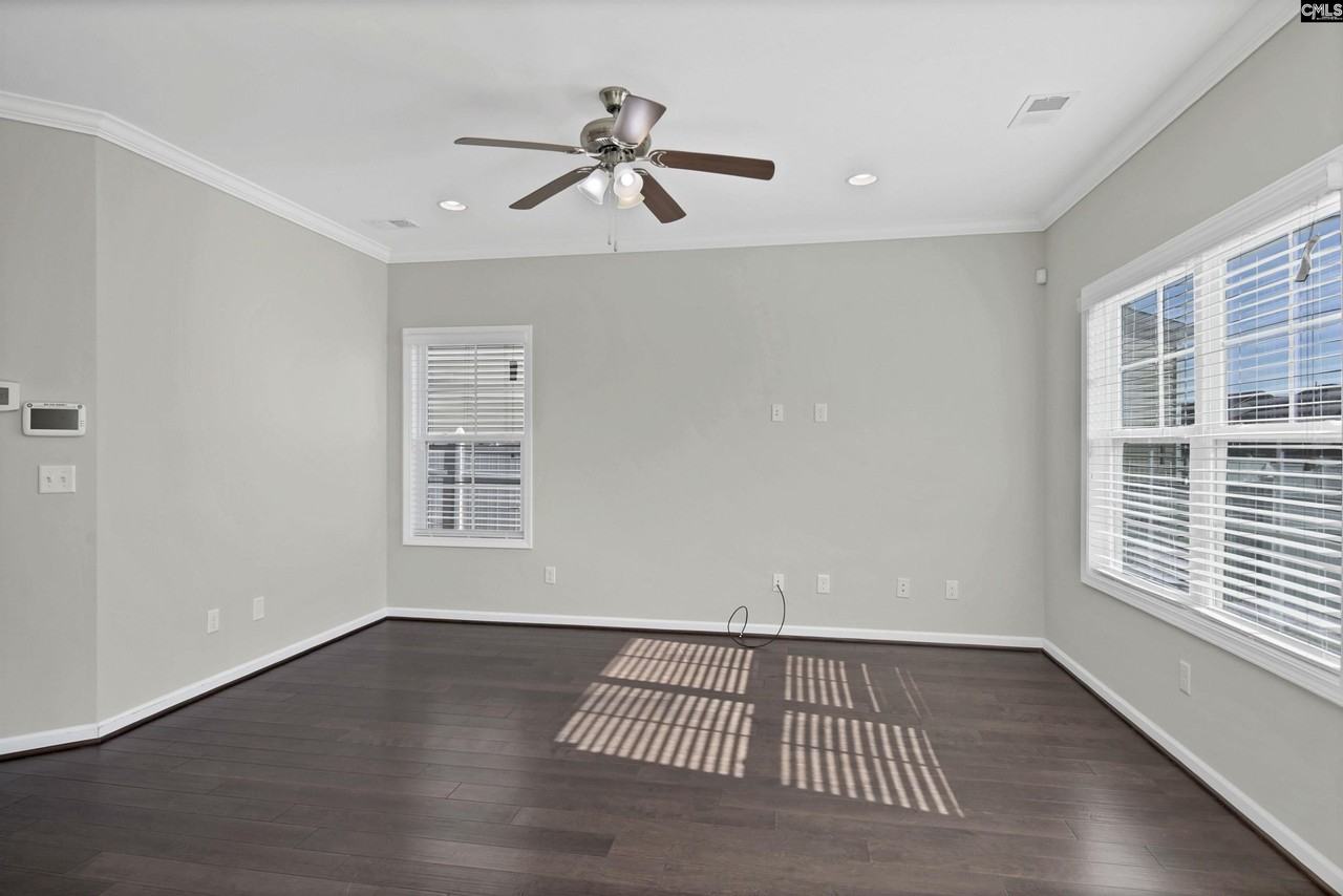 436 Riglaw Cir - Photo 7 of 39