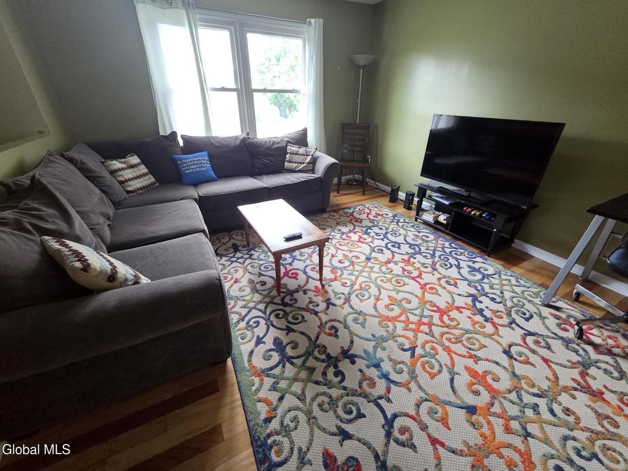 18 Vanderbilt Ave - Photo 3 of 19