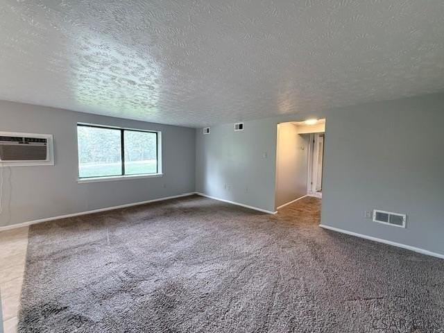 545 Goucher St #51 - Photo 4 of 30