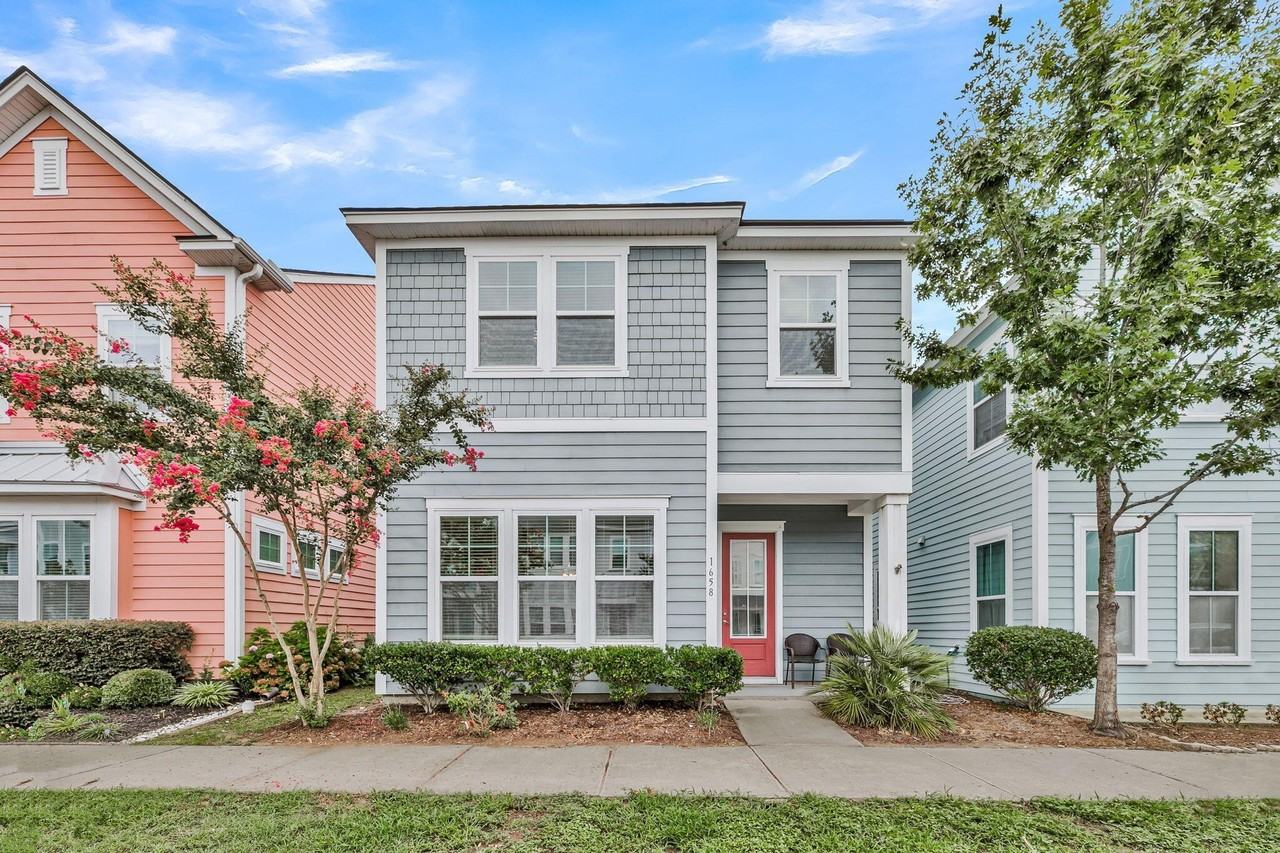 1658 Indy Dr
