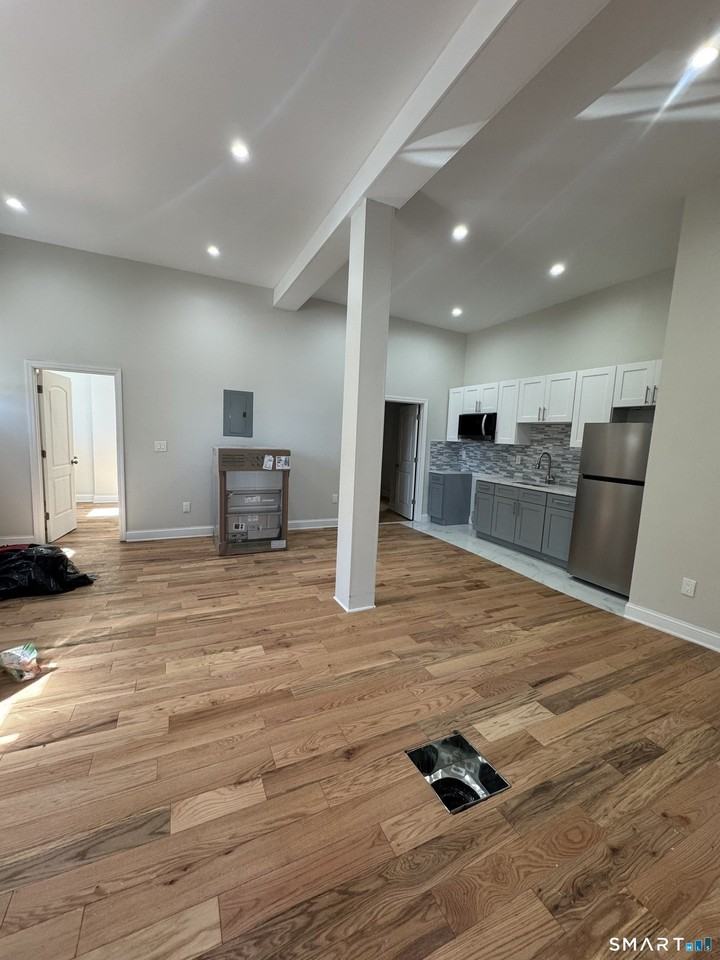 740 Dixwell Ave #1F - Photo 5 of 10