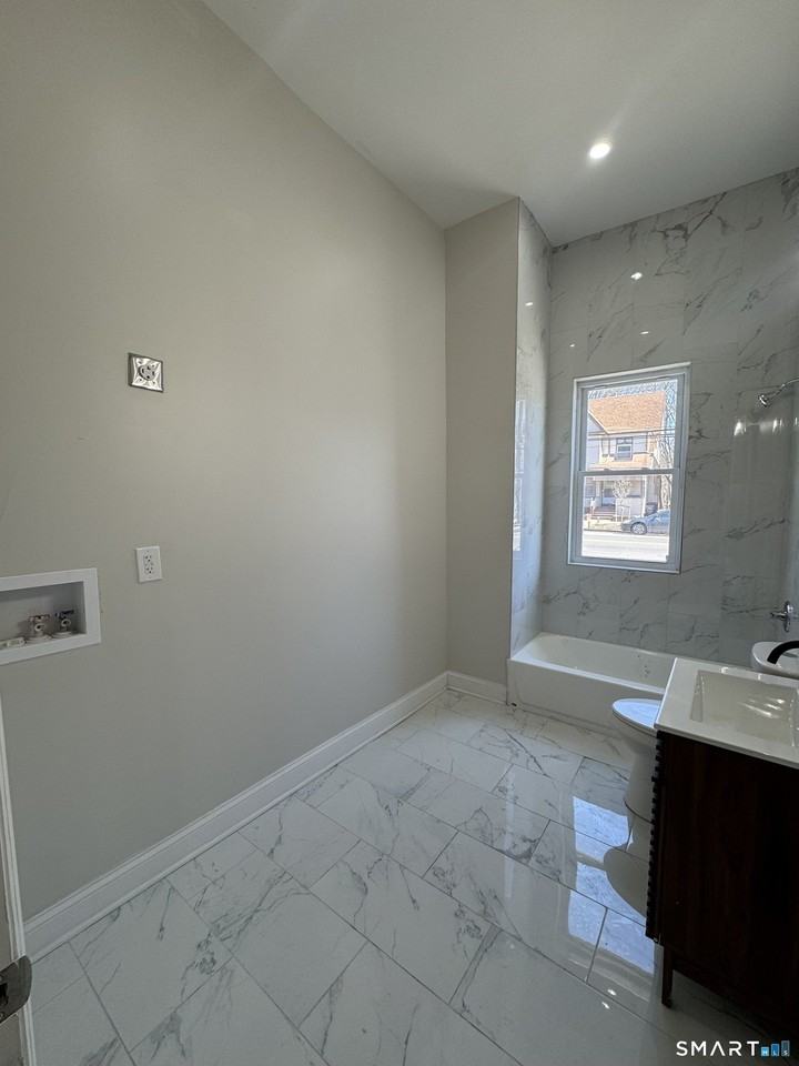 740 Dixwell Ave #1F - Photo 7 of 10