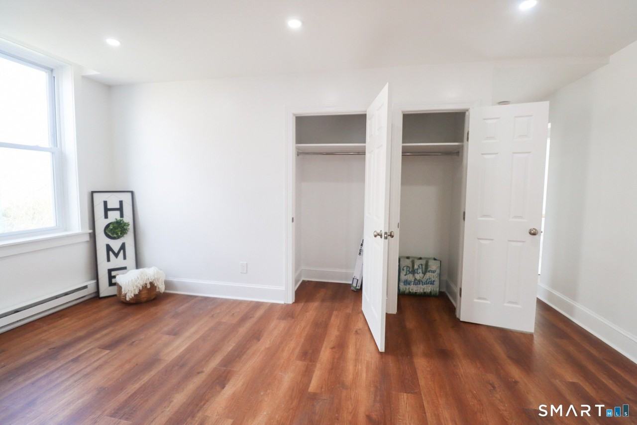 156 Garfield Ave - Photo 6 of 23
